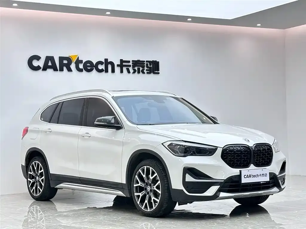 BMW X1 — фото 7