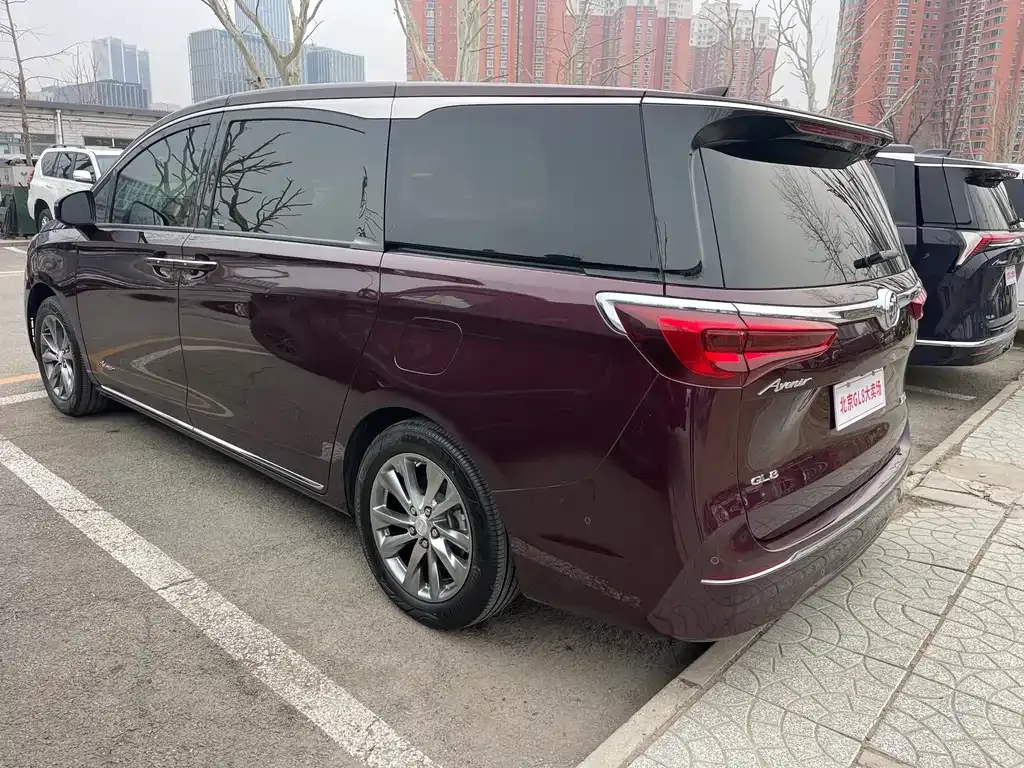 Buick GL8 2025 из CN, фото 8