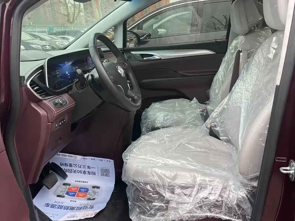 Buick GL8 2025 из CN, фото 2