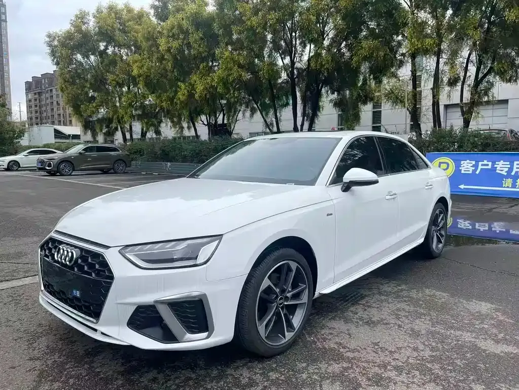 Audi A4L 2025 из CN, фото 1