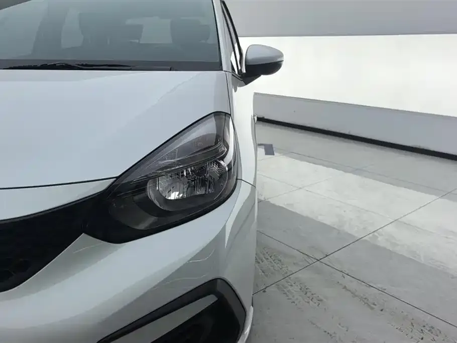 Honda Fit — фото 6