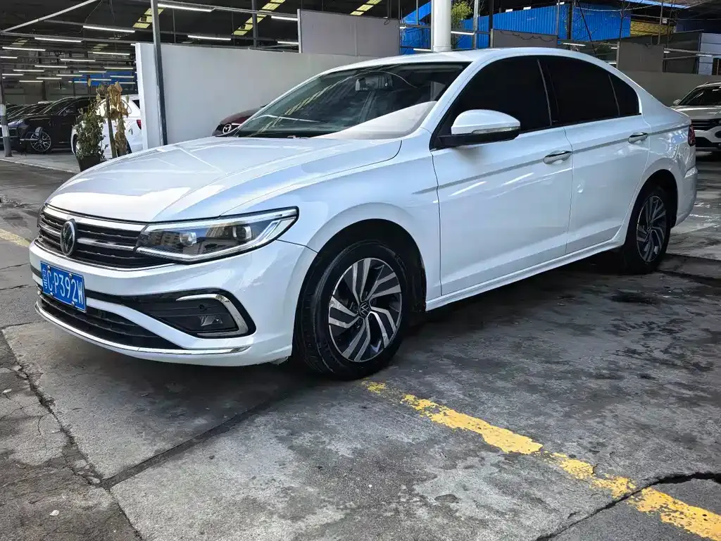 Volkswagen Bora 2023 из CN, фото 5