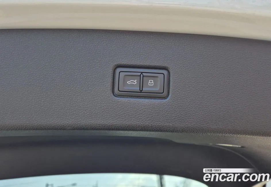 Audi Q5 2021 из KR, фото 2