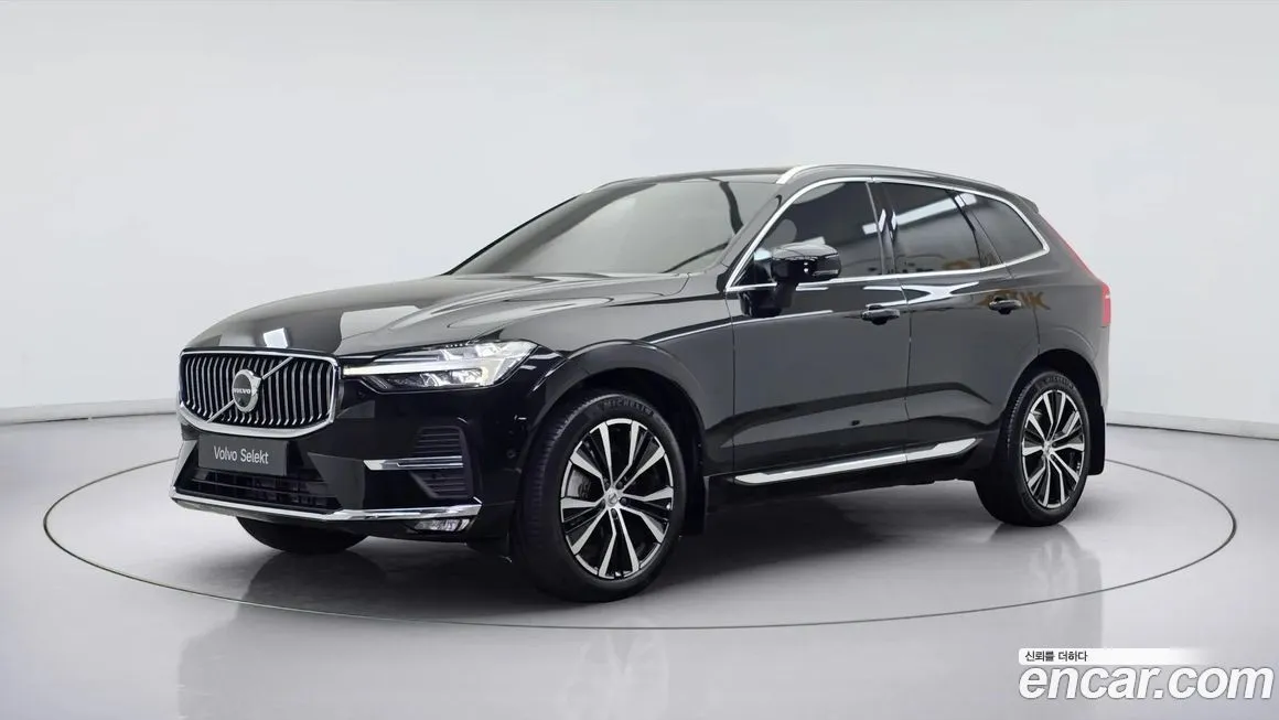 Volvo XC60 — фото 1