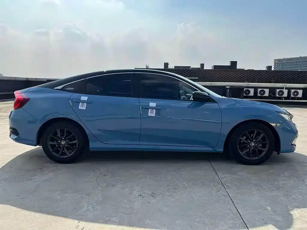 Honda Civic — фото 9