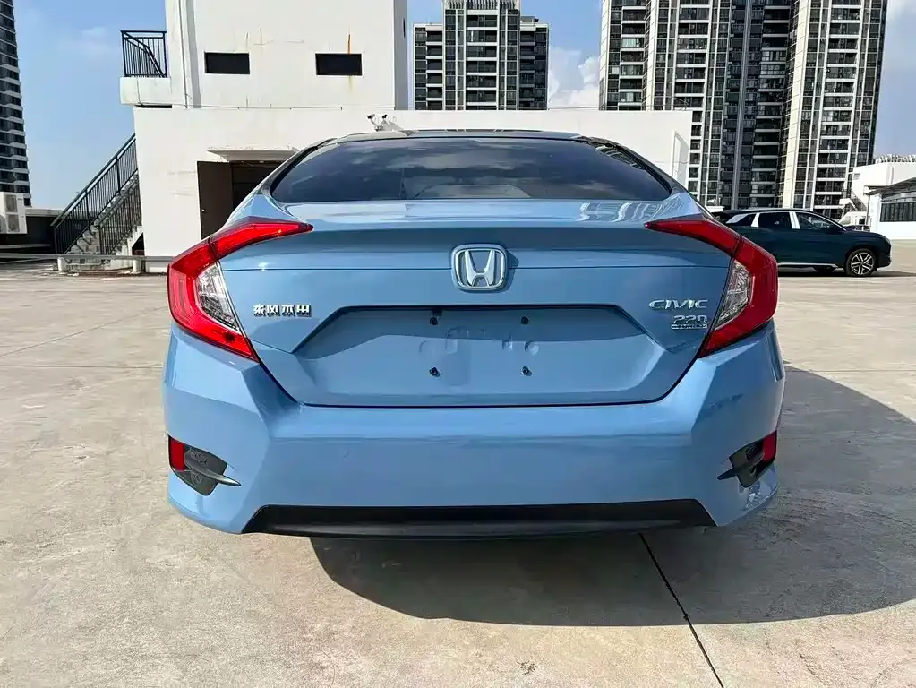 Honda Civic — фото 4