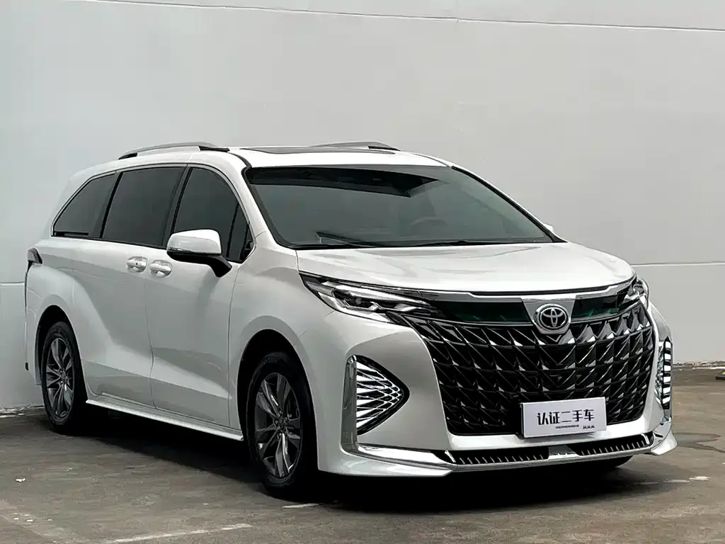 Toyota Sienna — фото 4