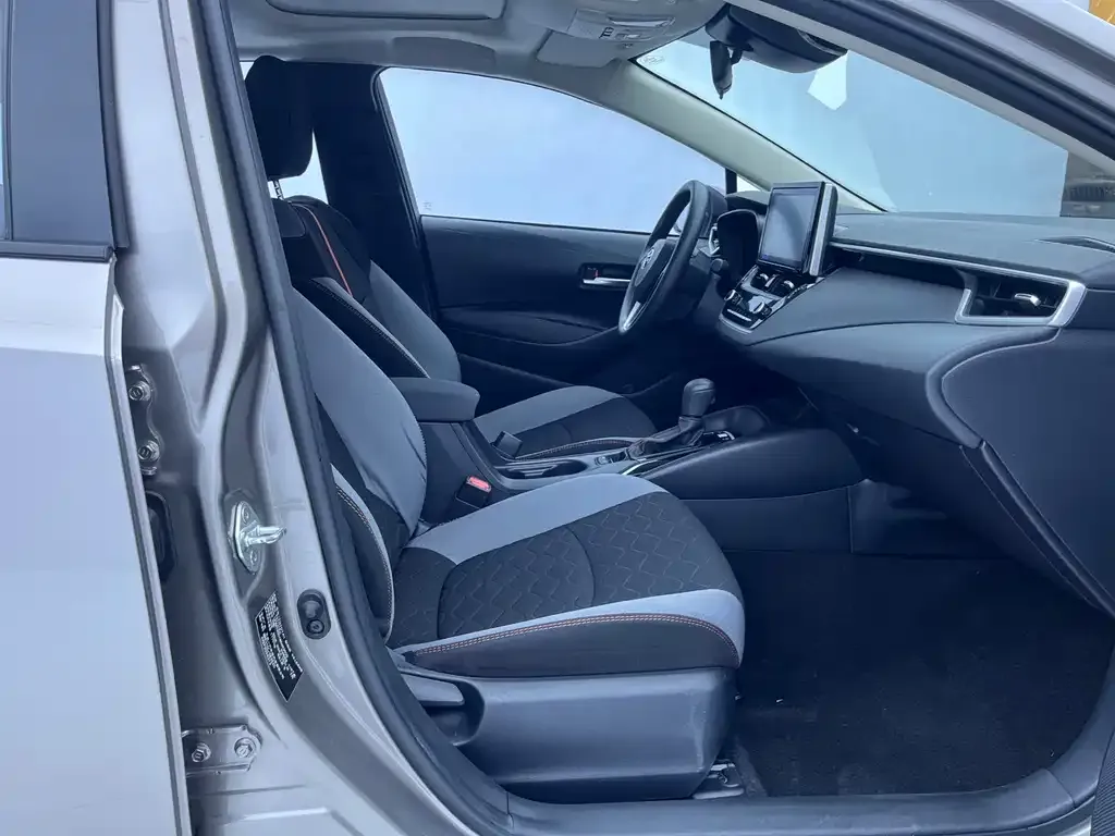 Toyota Corolla 2021 из CN, фото 9