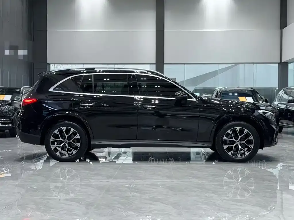 Mercedes-Benz GLC 2023 из CN, фото 3