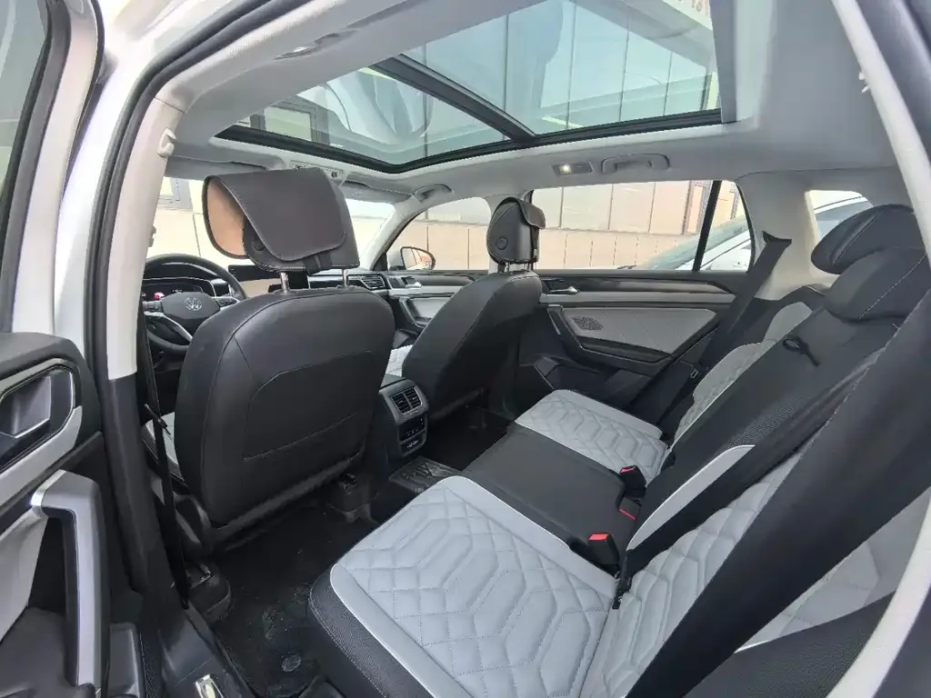 Volkswagen Tayron 2023 из CN, фото 8