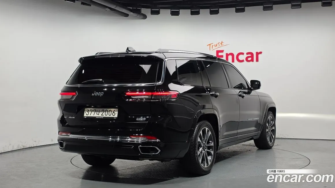 Jeep Cherokee — фото 2
