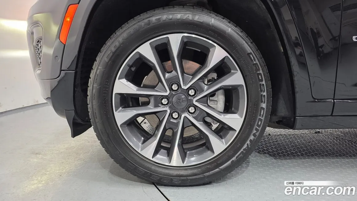 Jeep Cherokee — фото 9