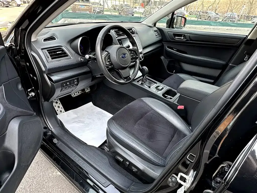 Subaru Legacy 2021 из CN, фото 9
