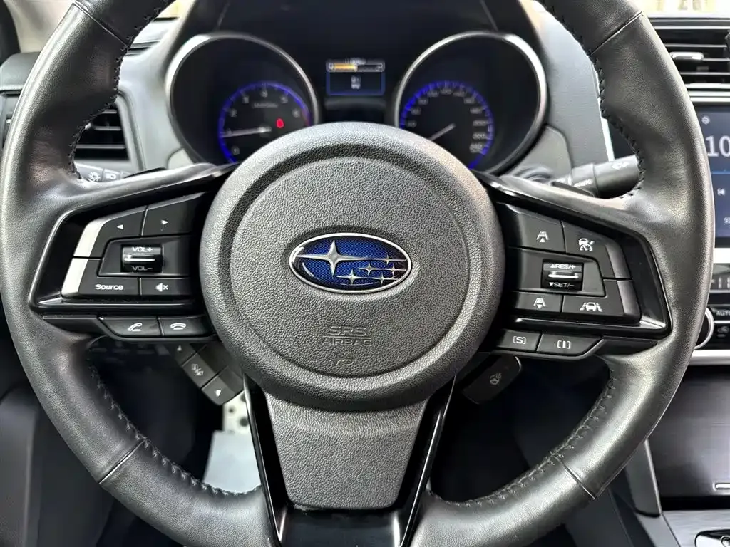 Subaru Legacy 2021 из CN, фото 7