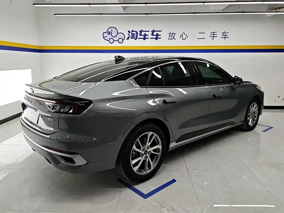 Ford Mondeo 2023 из CN, фото 3