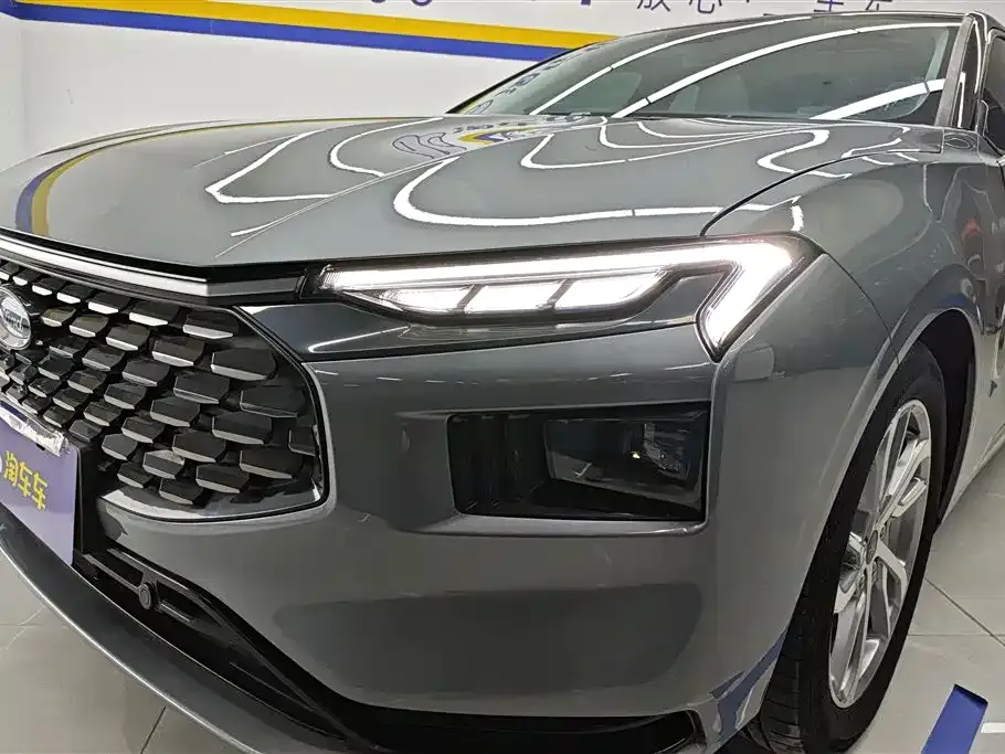 Ford Mondeo 2023 из CN, фото 5