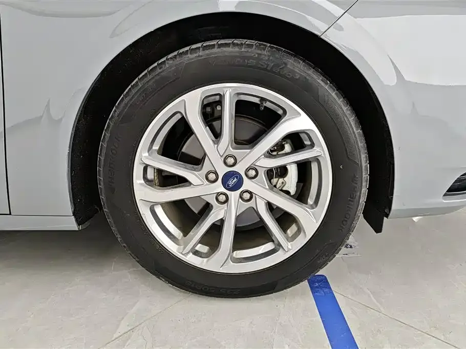 Ford Mondeo 2023 из CN, фото 7