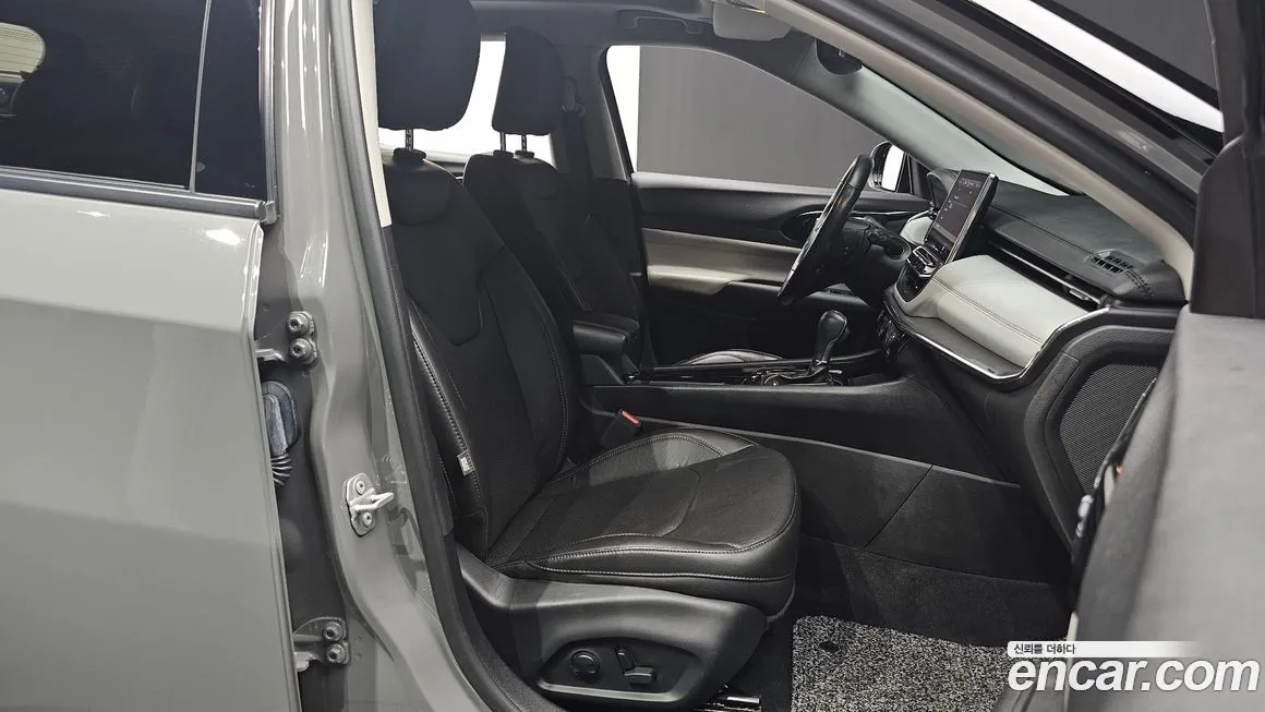Jeep Compass 2022 из KR, фото 7