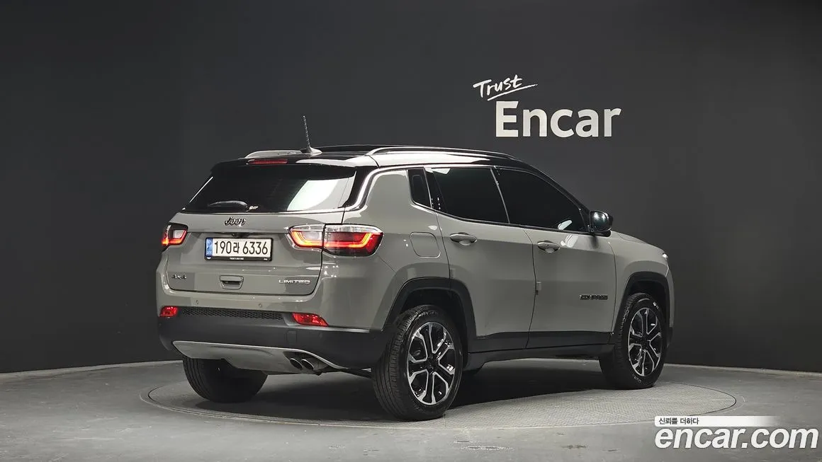 Jeep Compass 2022 из KR, фото 6