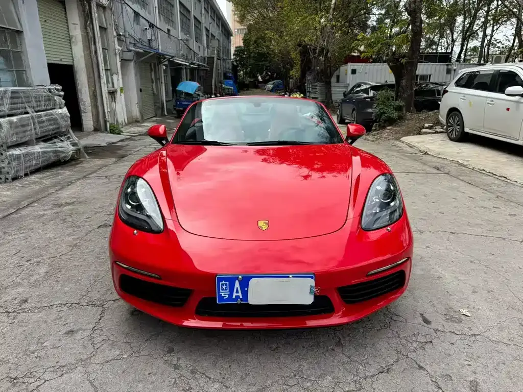 Porsche 718 2026 из CN, фото 4