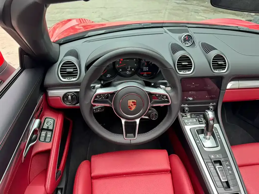 Porsche 718 2026 из CN, фото 5