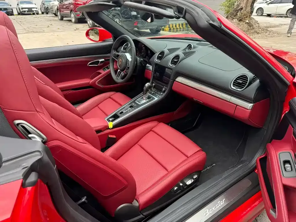 Porsche 718 2026 из CN, фото 6