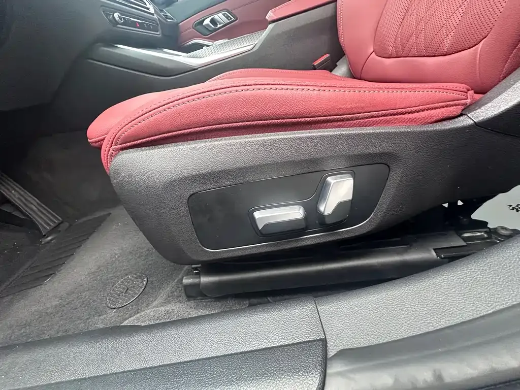 BMW 3 Series 2023 из CN, фото 8