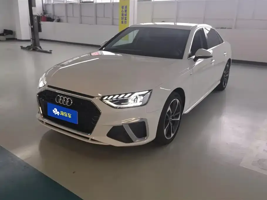 Audi A4L 2024 из CN, фото 1