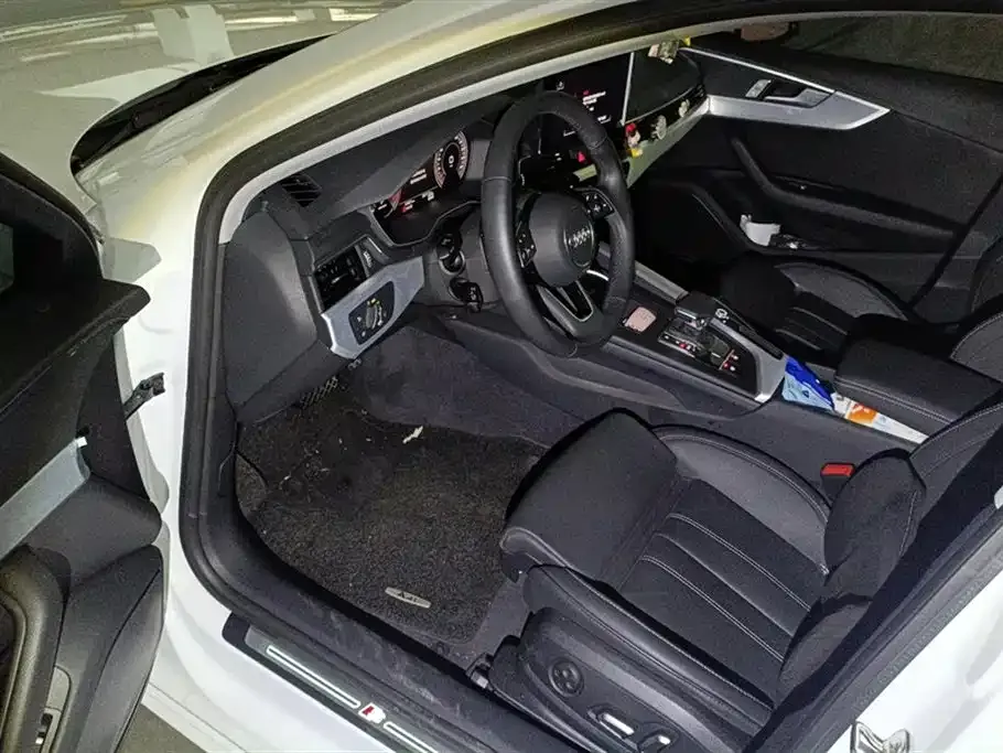 Audi A4L 2024 из CN, фото 10