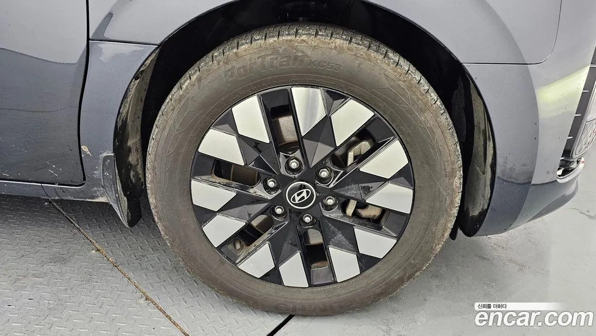 Hyundai Staria 2025 из KR, фото 8