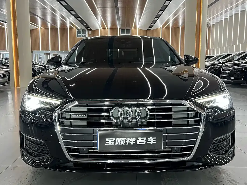 Audi A6L — фото 9
