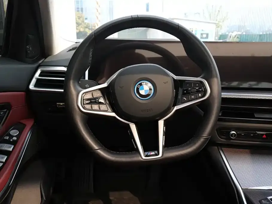 BMW i3 — фото 3