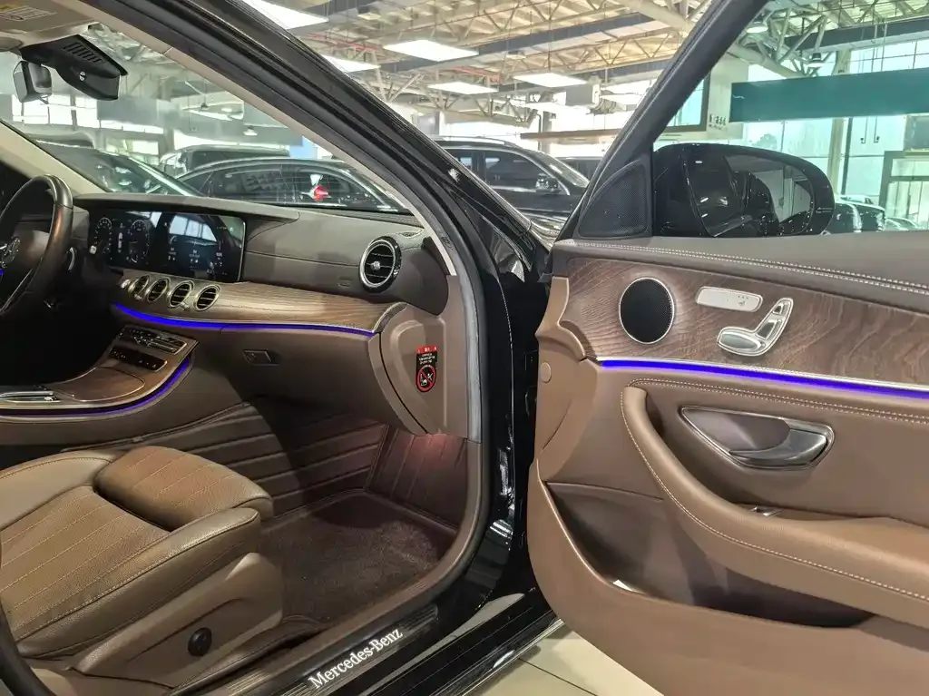 Mercedes-Benz E-Class 2021 из CN, фото 2