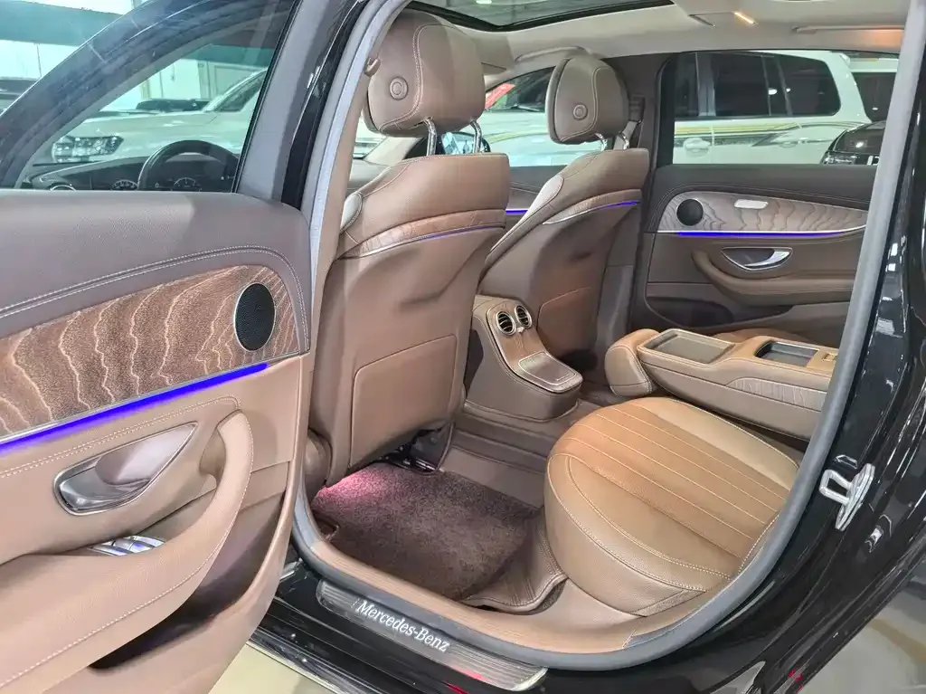 Mercedes-Benz E-Class 2021 из CN, фото 5