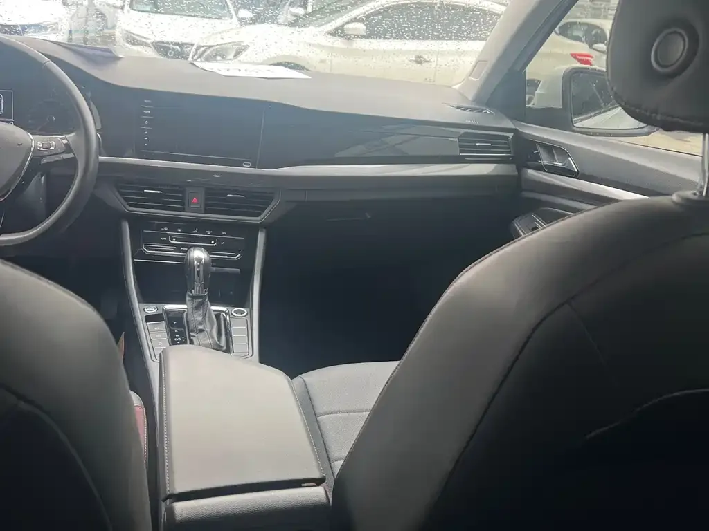 Volkswagen Bora 2022 из CN, фото 5