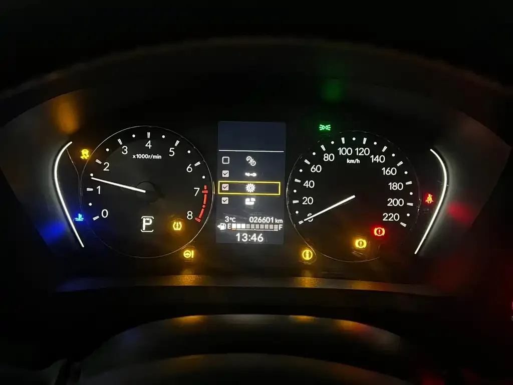 Honda Vezel 2023 из CN, фото 5