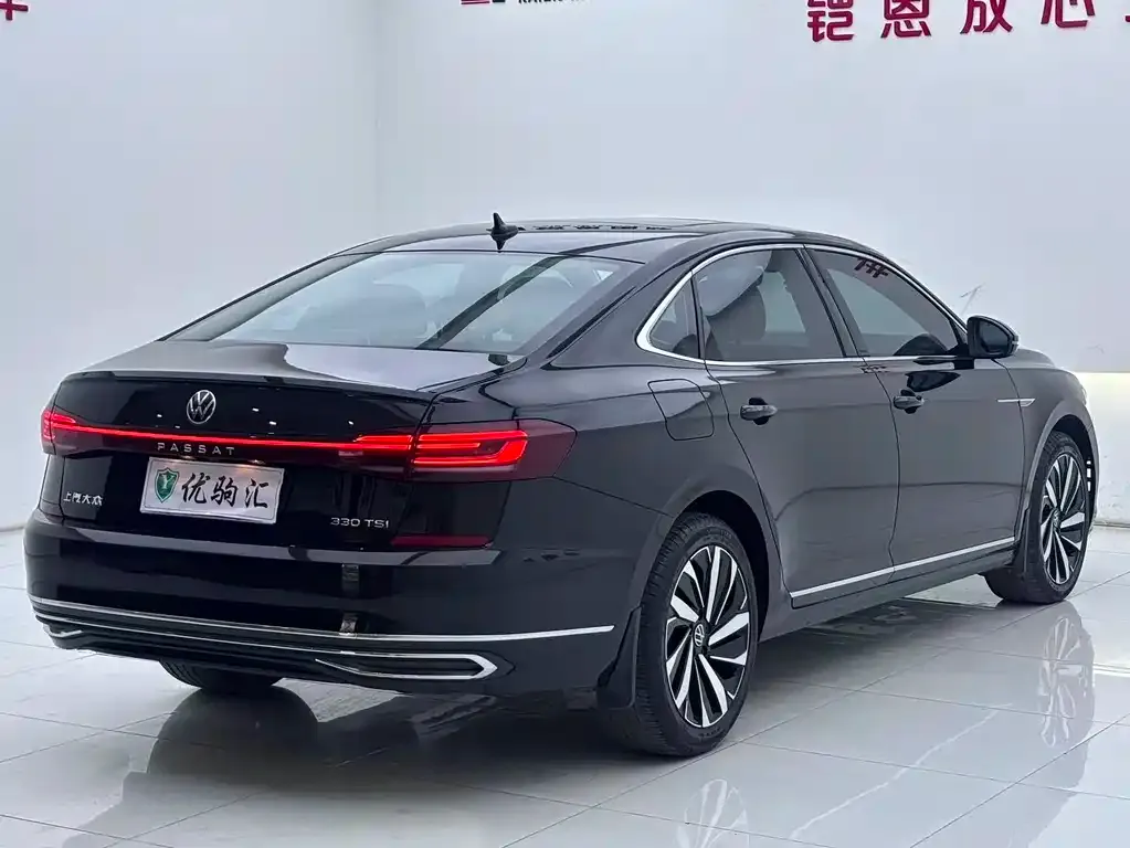 Volkswagen Passat 2024 из CN, фото 5