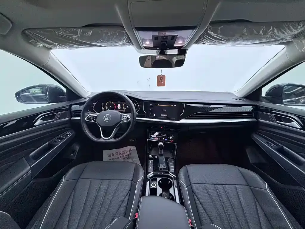 Volkswagen Passat 2024 из CN, фото 7