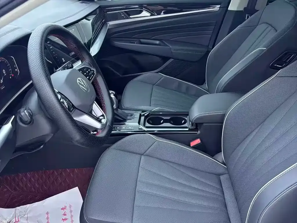 Volkswagen Passat 2024 из CN, фото 6