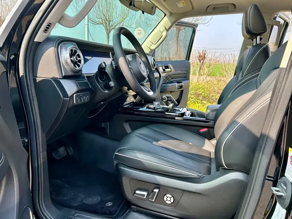 Tank 300 — фото 3