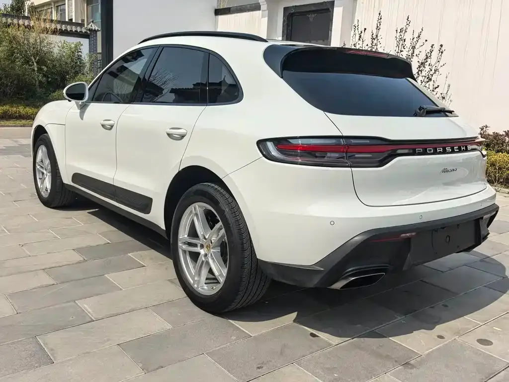Porsche Macan — фото 8