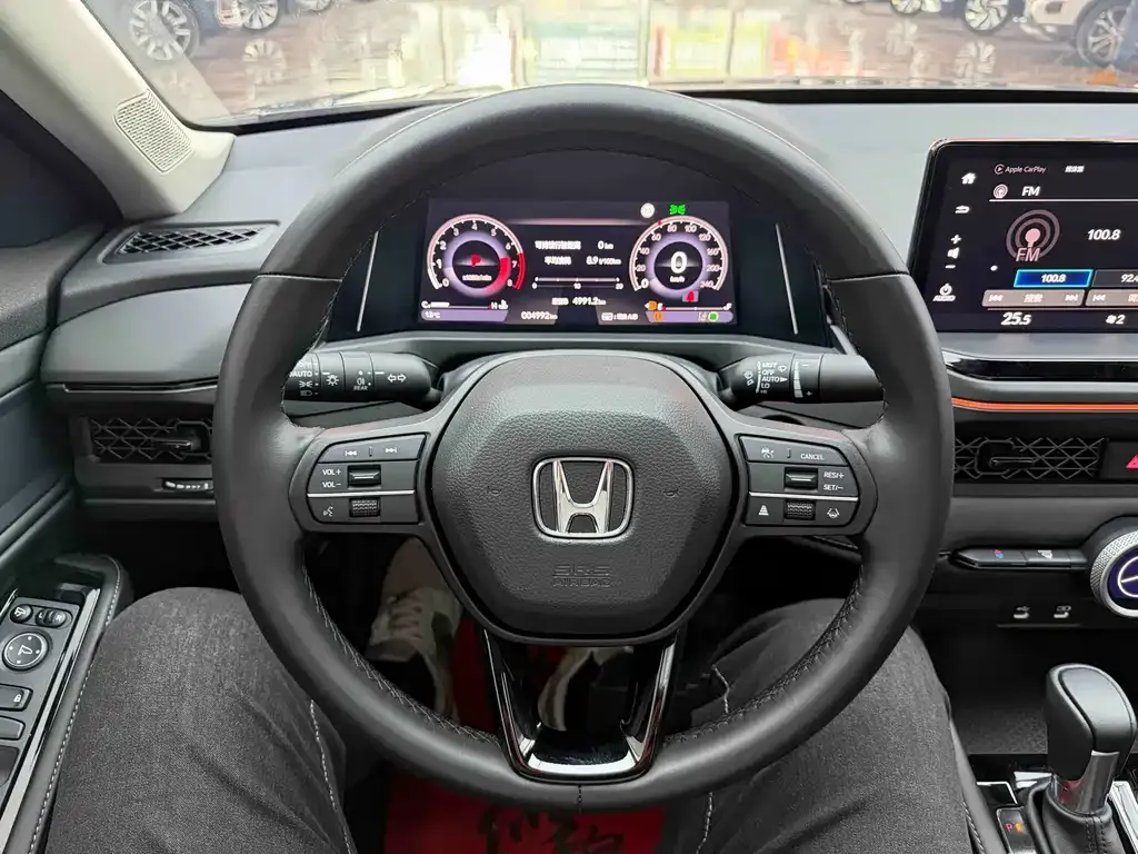 Honda Accord — фото 7