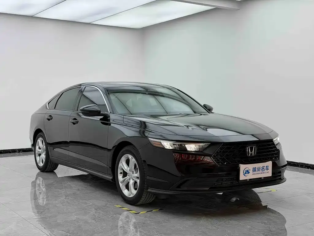 Honda Accord — фото 3