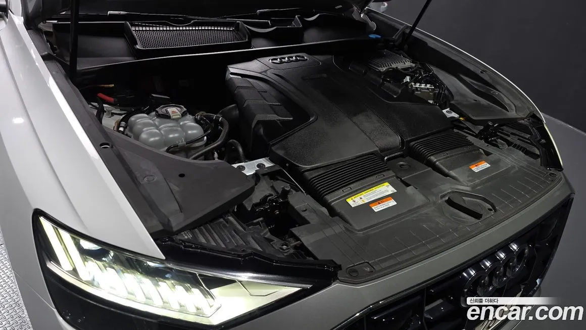 Audi Q8 2021 из KR, фото 4
