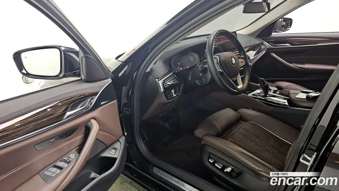 BMW 5-Series 2023 из KR, фото 8