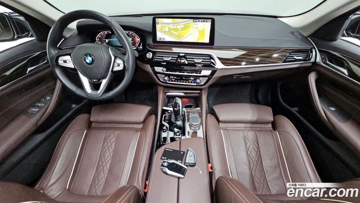 BMW 5-Series 2023 из KR, фото 10