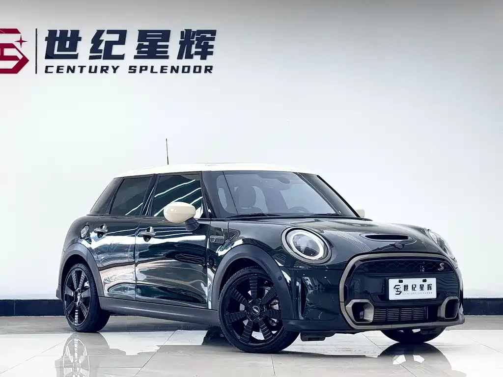 MINI Cooper (3-door) 2023 из CN, фото 9