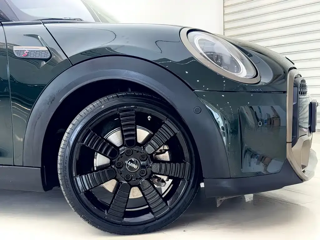 MINI Cooper (3-door) 2023 из CN, фото 4