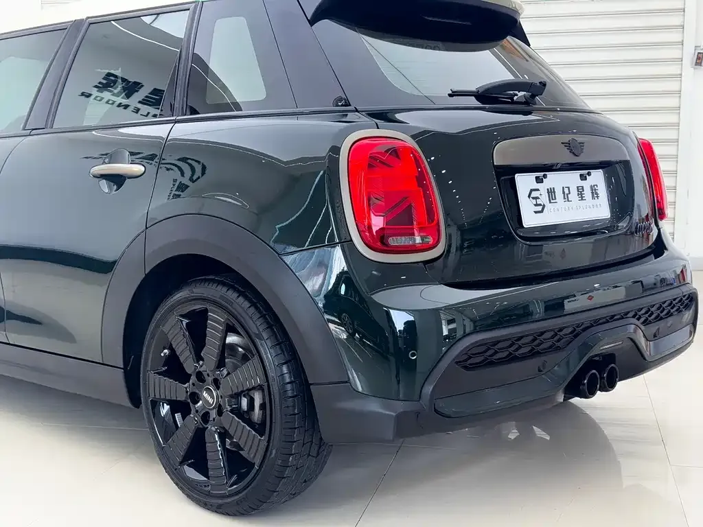 MINI Cooper (3-door) 2023 из CN, фото 10