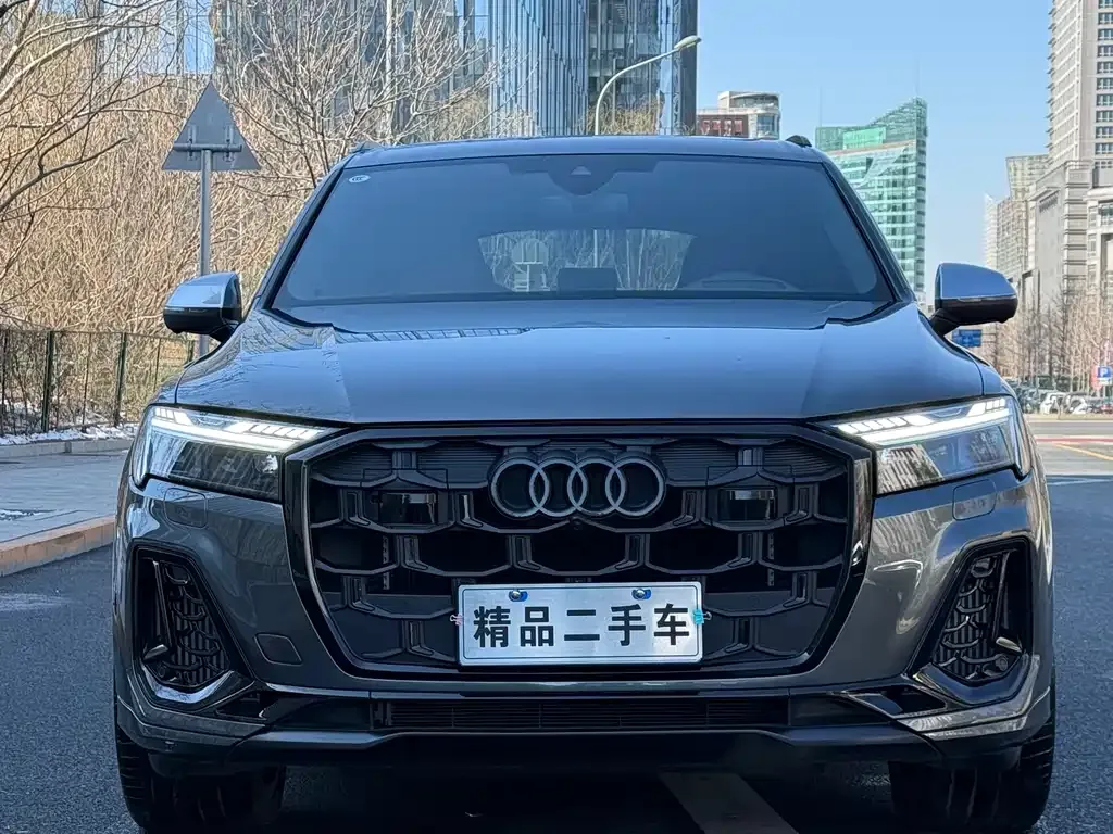 Audi SQ7 — фото 3
